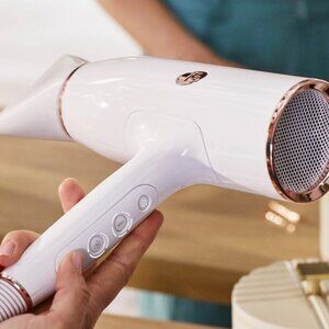 NWT T3 Airluxe Professional Hair Dryer